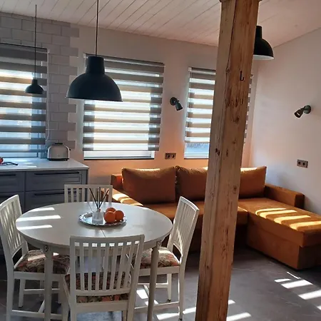 Tammsaare Close To Appartamento Pärnu