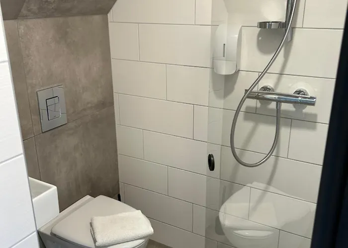 Tammsaare Close To *